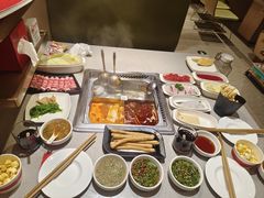 -海底捞火锅(新松江路店)