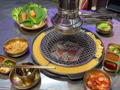 -釜山火炉·海鲜烤肉(紫藤路店)