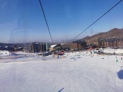 -中旅松花湖滑雪场