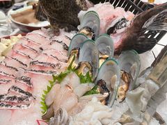 -红鼎豆捞·非遗鲍皇汤火锅(宝丰路店)