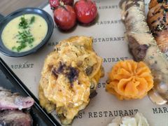 -Mark&Mars Restaurant