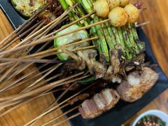 -乔岩保应烧烤店