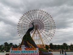 -七彩云南欢乐世界