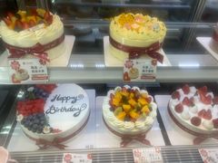 -花花卷卷·鲜食蛋糕(静安久光百货店)