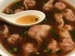 虾籽馄饨面-东园小馆(香颂店)