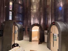 -涨巢·潮玩水疗局