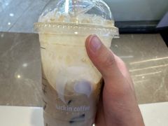 -瑞幸咖啡(莲塘口岸商业城店)