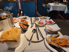 -领鲜活海鲜榴莲自助火锅(东门店)