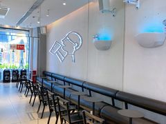 等位区-喜茶(上海五角场万达店)