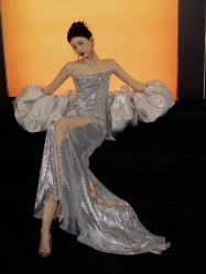 -Color卡诺婚纱礼服馆(南京严选店)