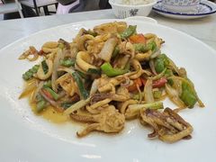 -覃记海鲜美食餐厅