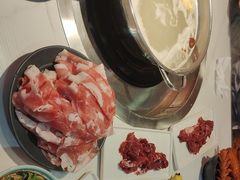 -潮牛岛·潮汕鲜切牛肉自助火锅(无锡首店)
