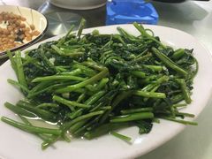 -鑫悦楼煎蟹·16年海鲜大排档