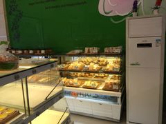 -康欣烘焙连锁(湛师店)