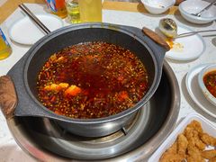 -佬缸炮江湖川菜(玉林店)