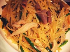 土豆丝炒海肠-前海沿·青岛菜(大拇指广场石老人店)