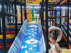 -反弹蹦床公园·亲子乐园·团建·派对(尚品奥莱店)