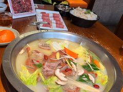 -佬土鹅肠火锅(解放路店)