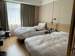 -上海浦东中心万枫酒店