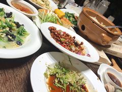-郑庄脂渣海鲜楼(九水路店)