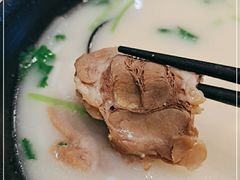 -肥汁米蘭香港米线(长宁来福士店)