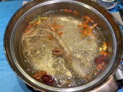 -千岛蚝高压锅生蚝·人参火锅(白云万达店)