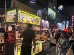 -六合夜市