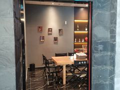 -屋有岛沉浸游戏旗舰店(中山公园店)