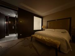 -大连中远海运洲际酒店