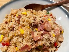 培根鲜露虾仁炒饭-红小满休闲餐厅(十全街店)