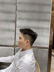 -尼特斯男士发型馆