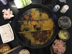 -岗上渣渣老火锅(两路口店)