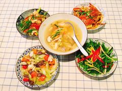 四菜一汤-在湖边私厨小馆
