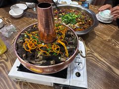 -乡土特色.冷锅鱼.牦牛肉汤锅