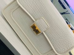 -URBAN REVIVO(西安Momopark店)