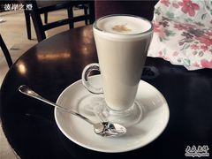 拿铁&nbsp;-COSTA COFFEE(吴江路店)