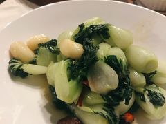 脆哨炒小白菜-泓0871臻选云南菜·味庄