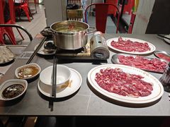 -金龙大四喜牛肉火锅