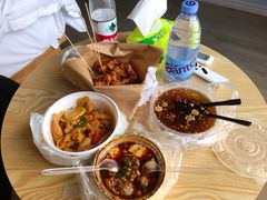 -八一路好吃街(雨田商务大厦店)