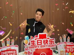 -海底捞火锅(凤凰广场店)