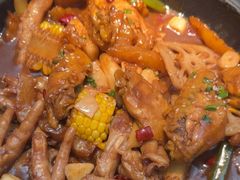 -多嘴超级肉蟹煲(中街恒隆故宫店)