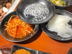 -肉甲韩国木炭烤肉(新壹街1店)