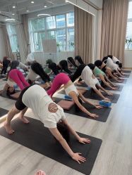 -亚太瑜伽普拉提学院