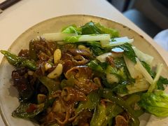 -粉八·云南米线·建水烧烤(常熟路店)