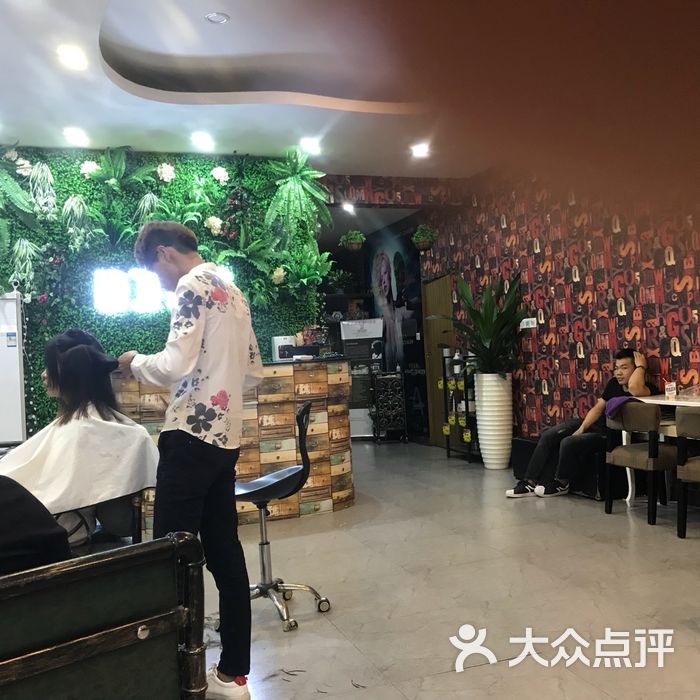 安顺前卫造型招聘网站_安顺最近全职招聘排行