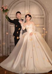 -青禾蒙娜丽莎婚纱摄影(武汉总店)