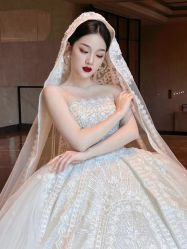 点击看大图 -Renee芮亦婚纱