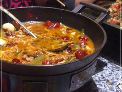 -蛙舍·炭烧牛蛙(东百中心店)
