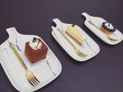 -UNI UNI(环亚凯瑟琳店)