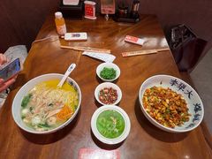 -李犟大爆鳝面·手工蟹黄包(湖滨西湖店)